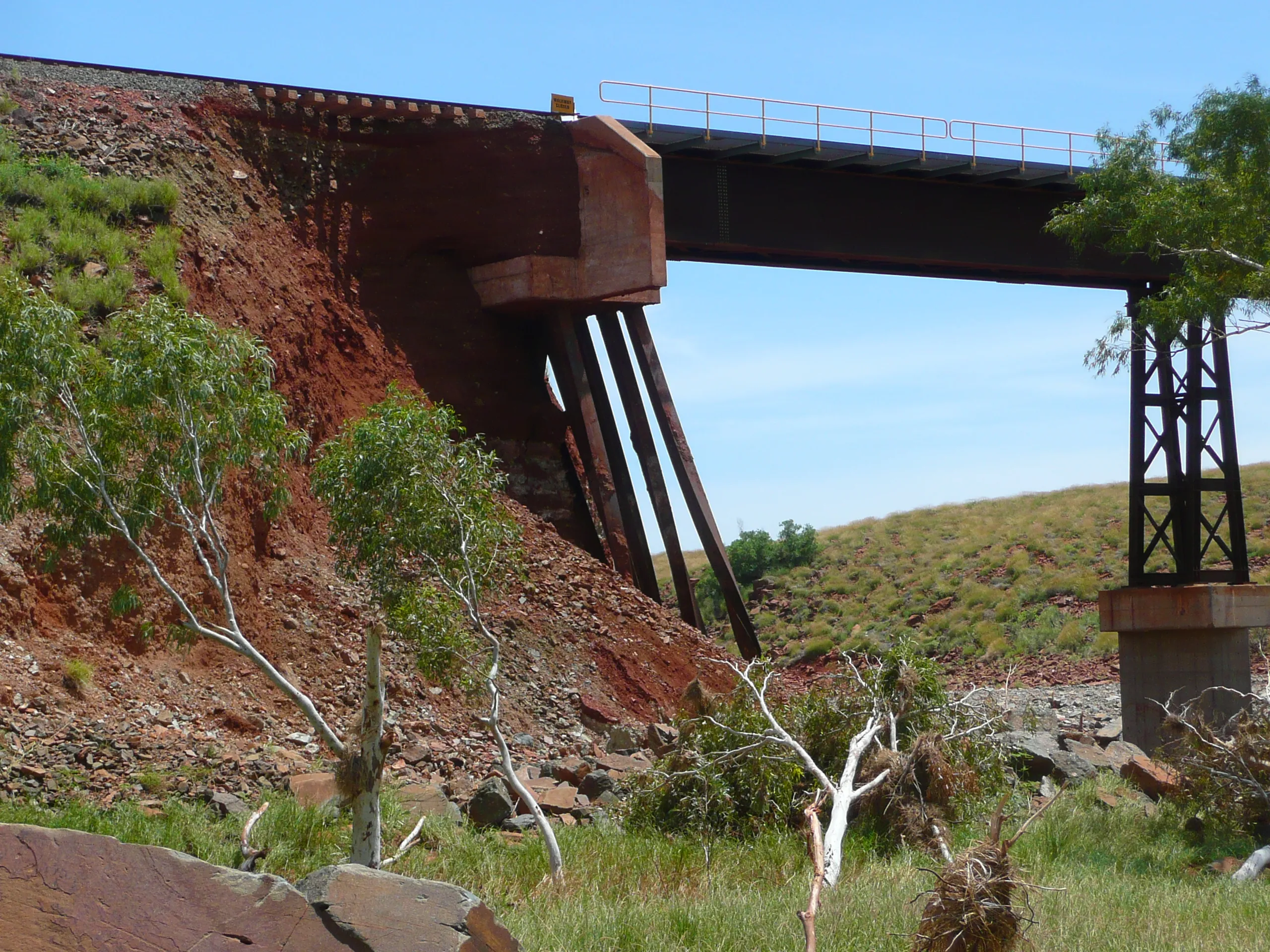 Flood Drainage Rectification Rail - Rio Tinto Emergency Works